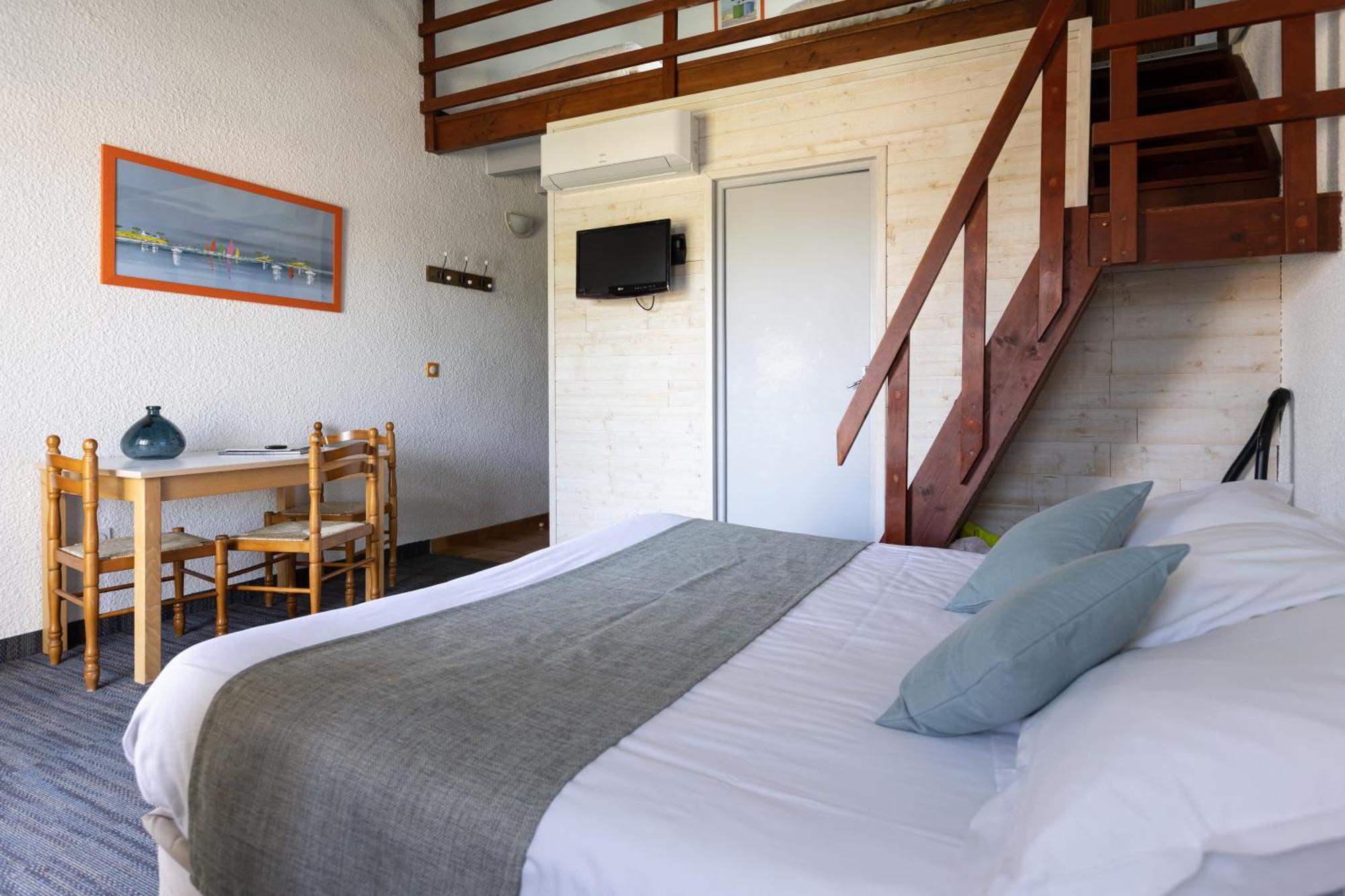Logis Hotel De La Plage La Cotiniere Bagian luar foto