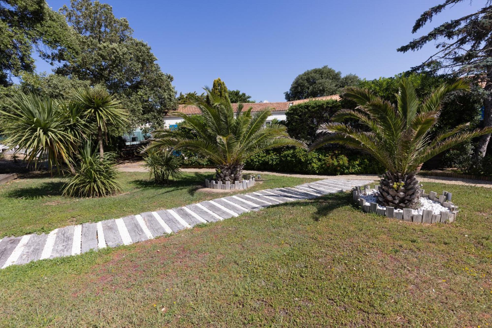 Logis Hotel De La Plage La Cotiniere Bagian luar foto