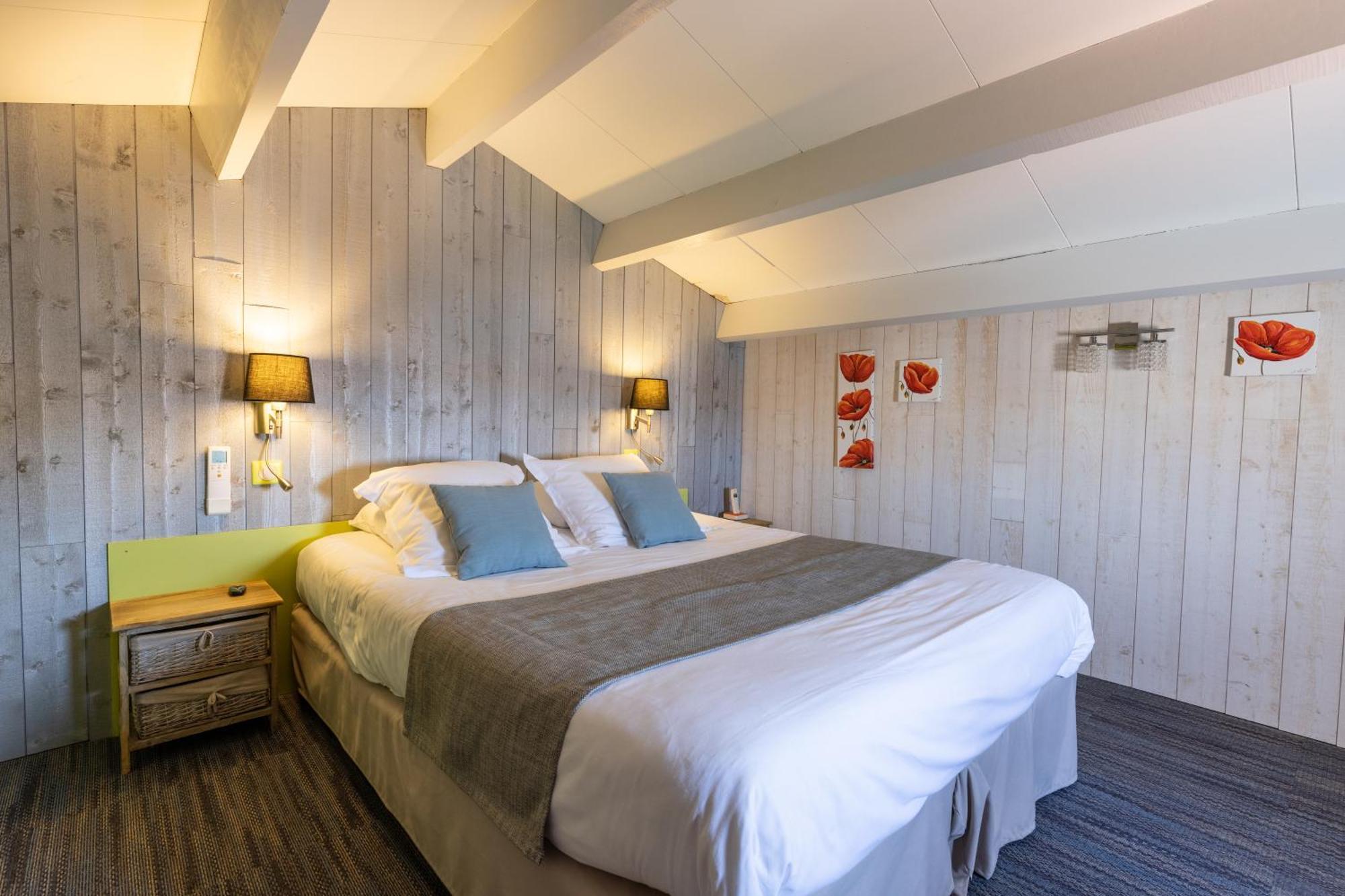 Logis Hotel De La Plage La Cotiniere Bagian luar foto